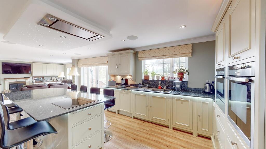 Highfield-House-Little-Ditton-03082021_175853.jpg