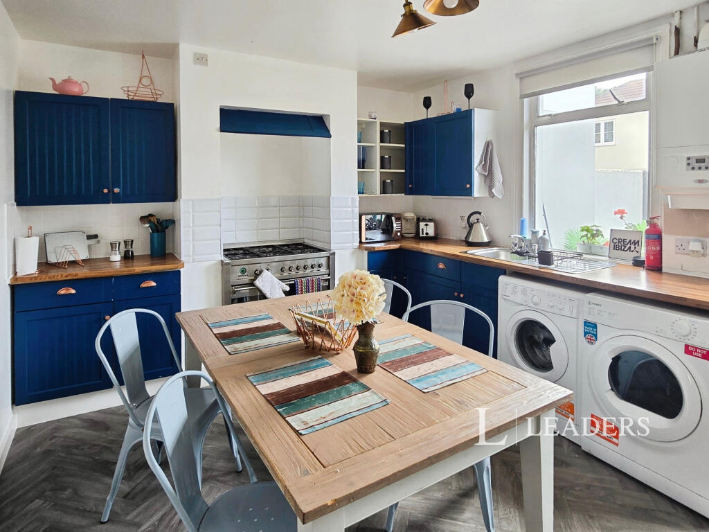Kitchen-dining room