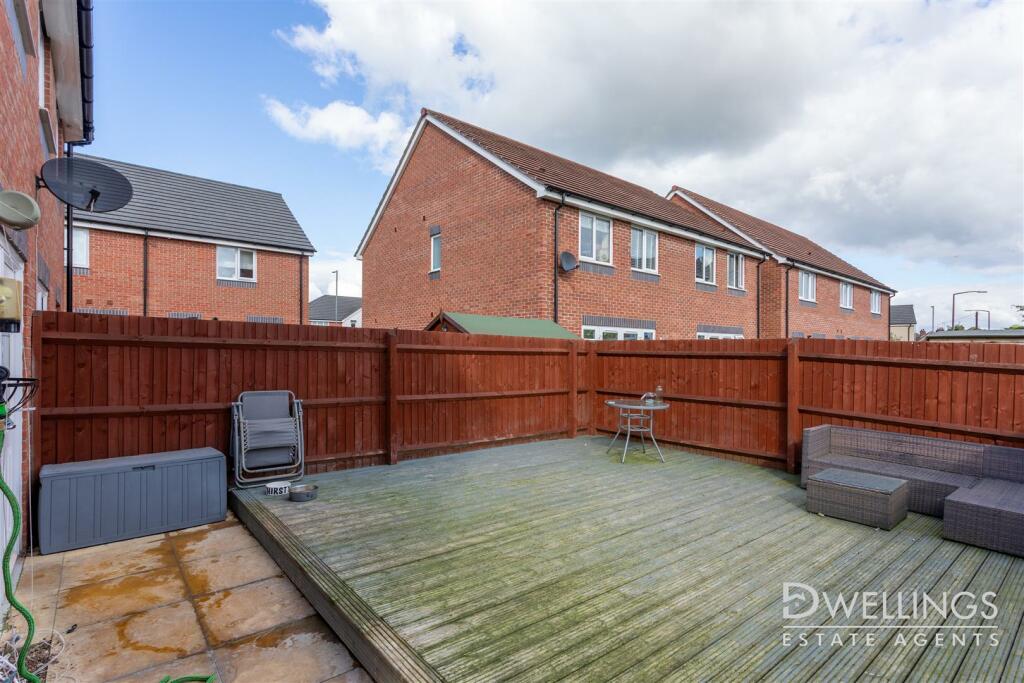 HAZELWELL AVENUE - REAR