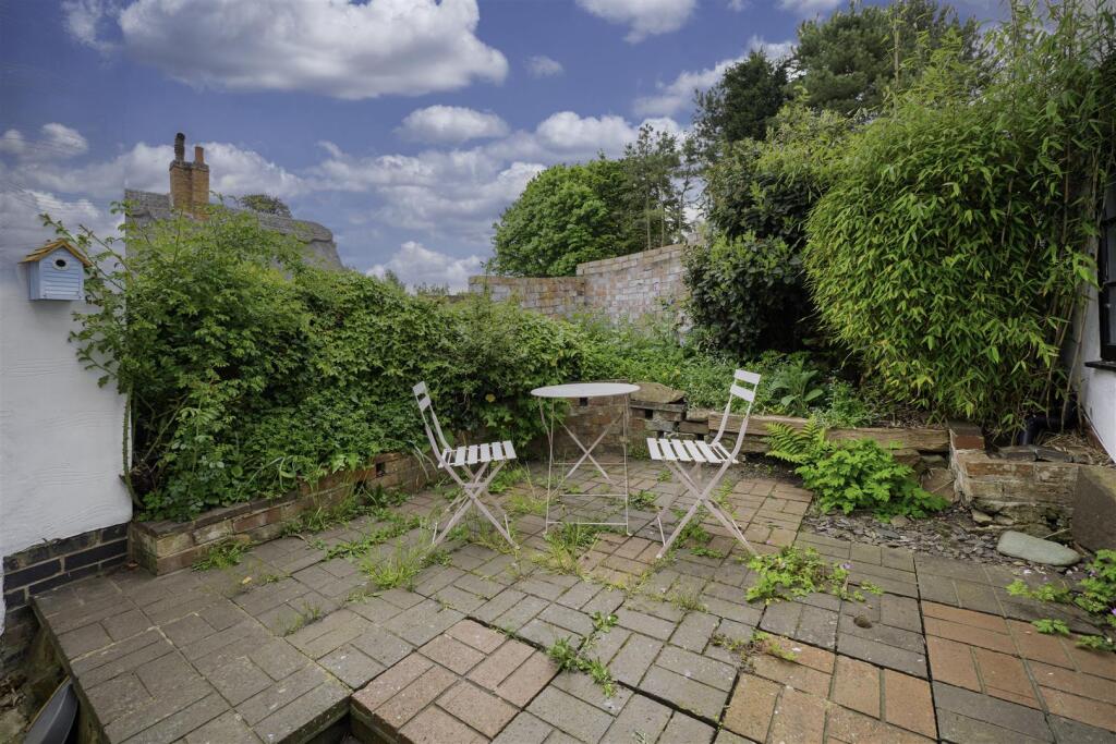 Rear courtyard