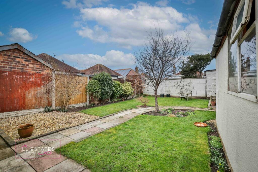 2 ridgeway avenue-34.jpg