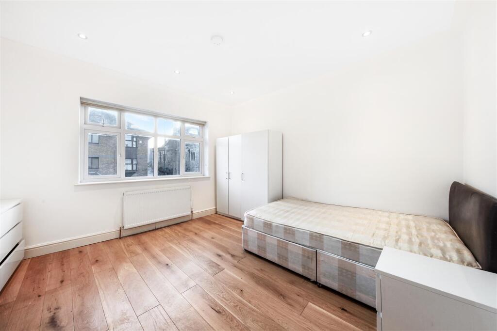 5 Courthill Road - QmN16ODm2gseiW3Ngsju.jpg