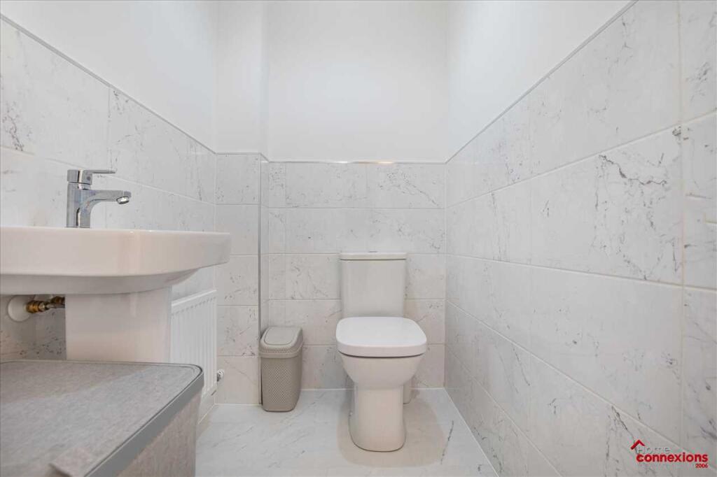 Lower Level WC