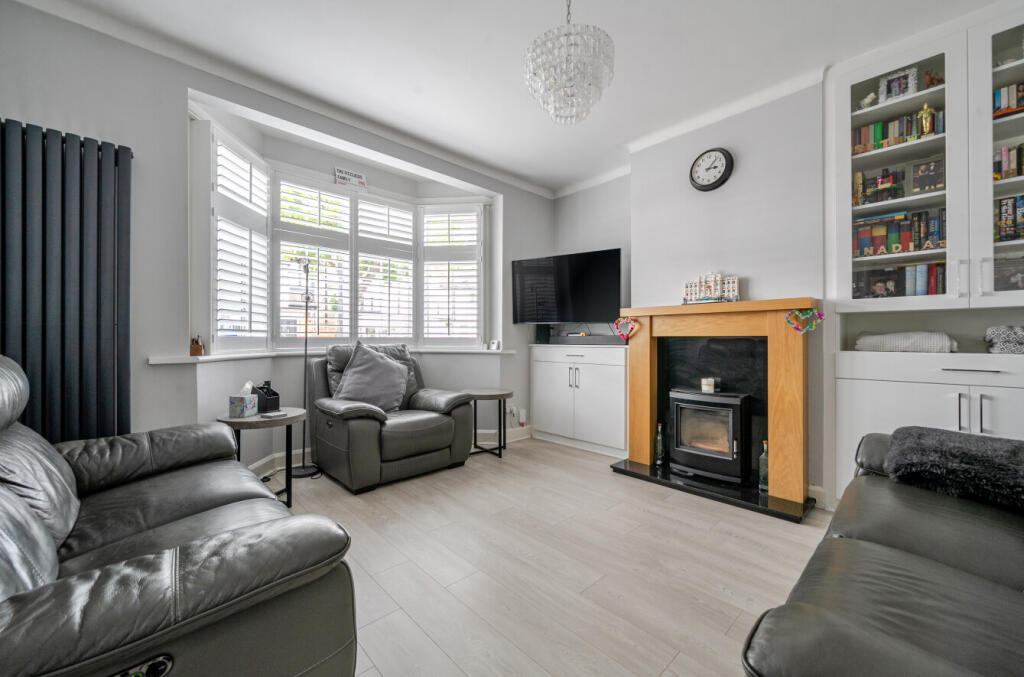 1309405-15-684996...