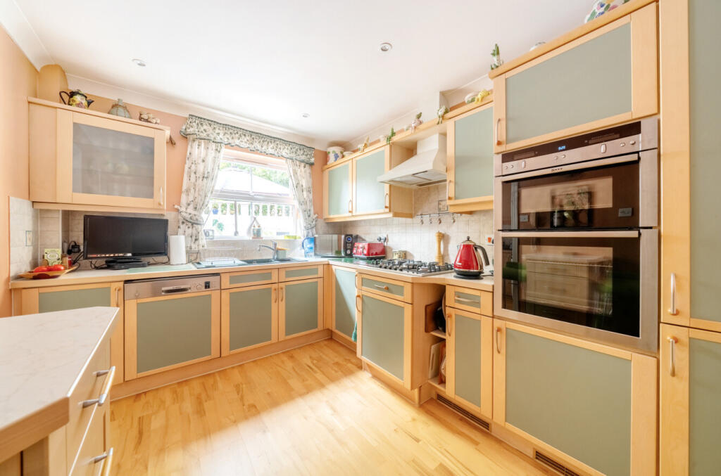 1309345-21-685527...