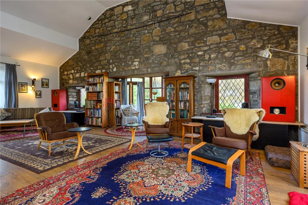 Open plan area