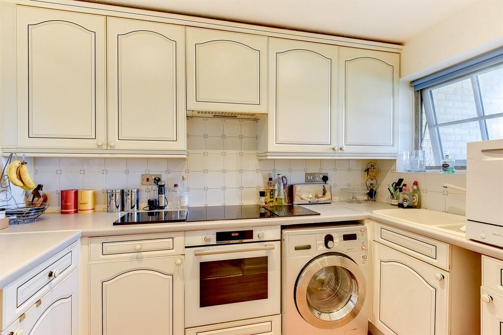 12277_50900_IMAGE...