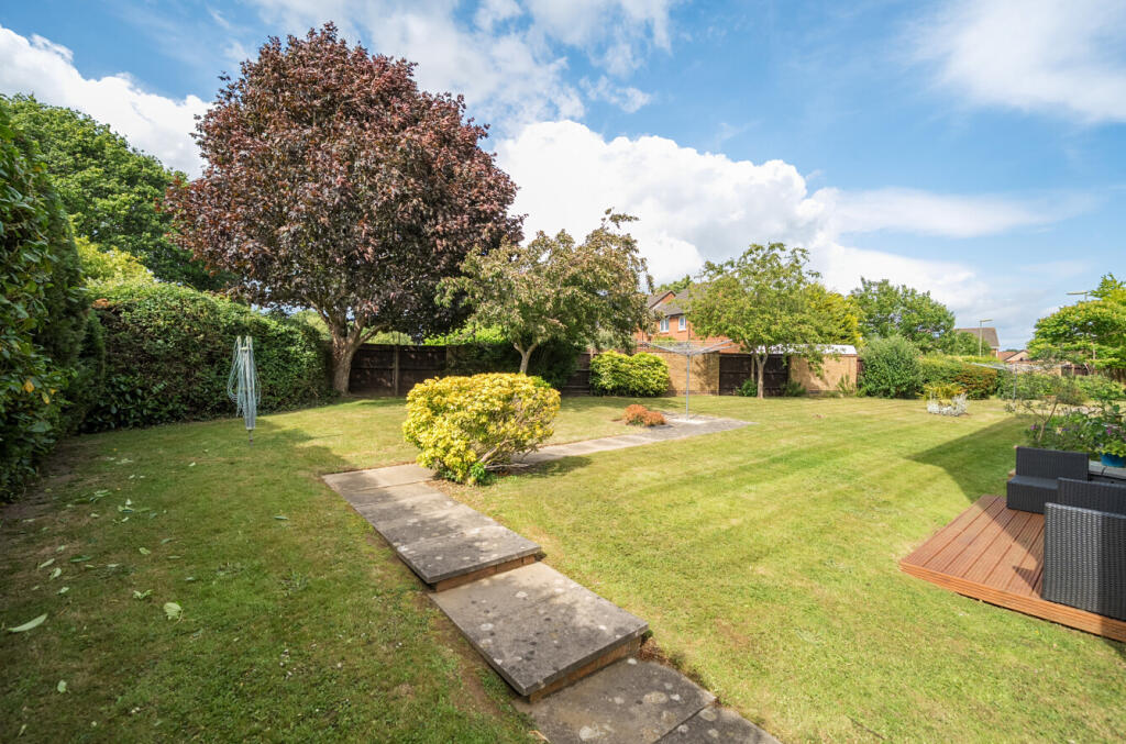 1296128-4-684308f...