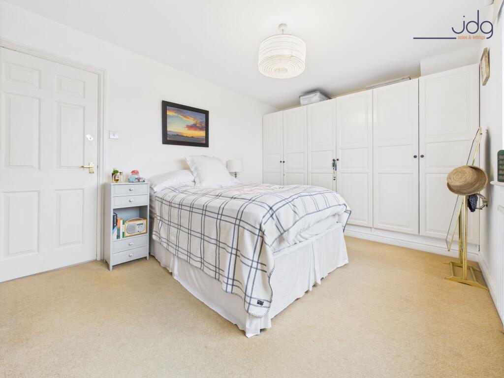 Double Bedroom 2  with built in wardrobe