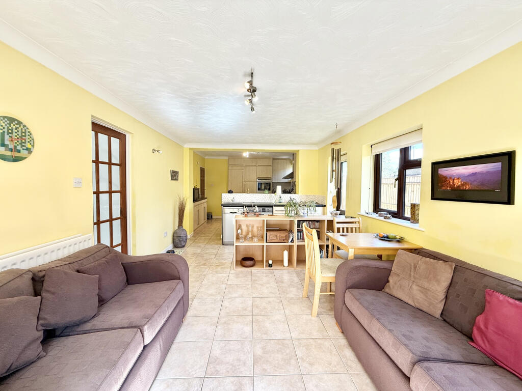 Kitchen/Family Room