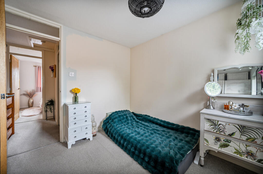 1330109-12-688785...