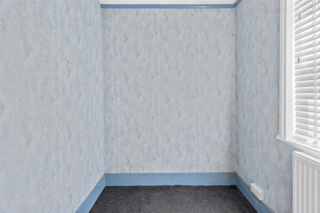 bedroom three #2.jpg