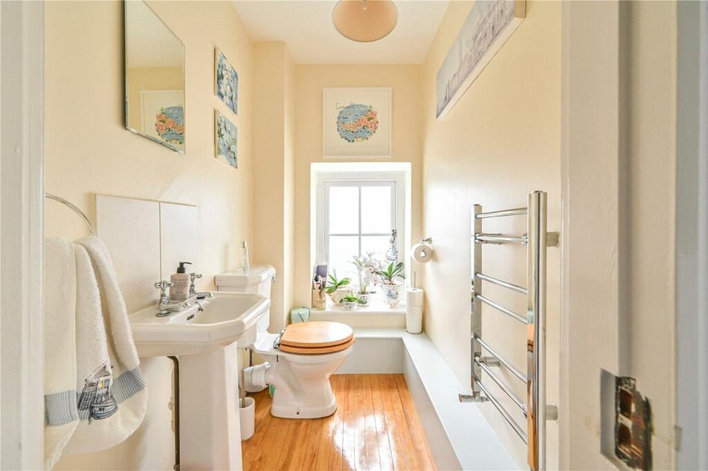 Separate WC