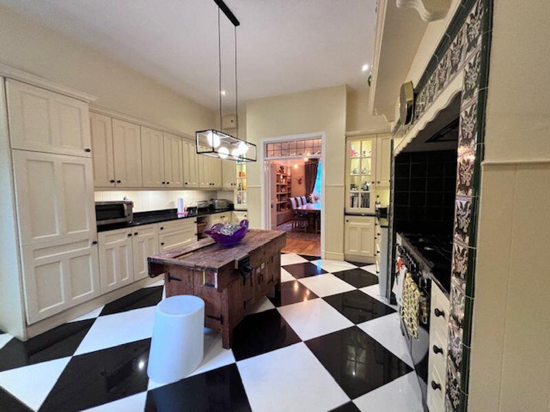 Breakfast Kitchen