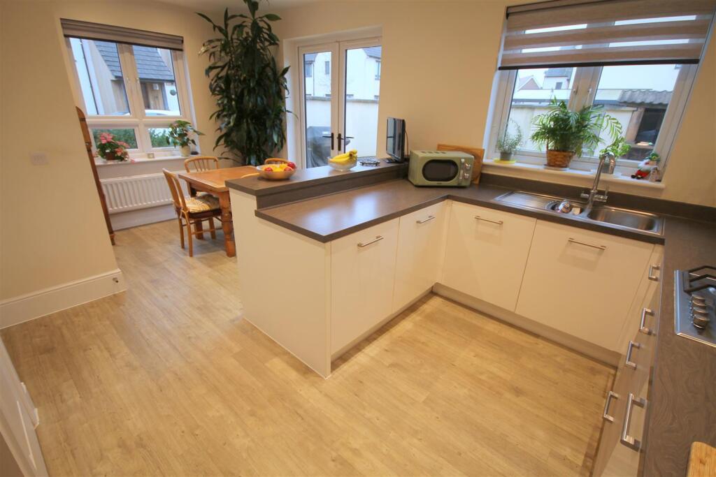 PW Kitchen Dining Room ii.JPG