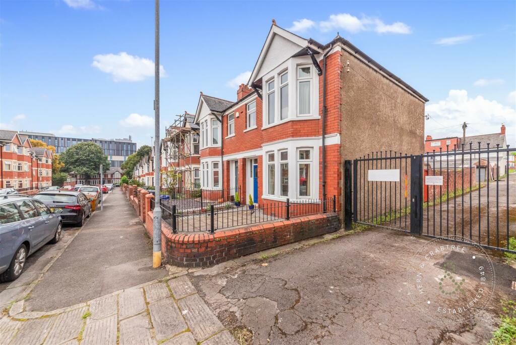 pentyrch-street-25.jpg