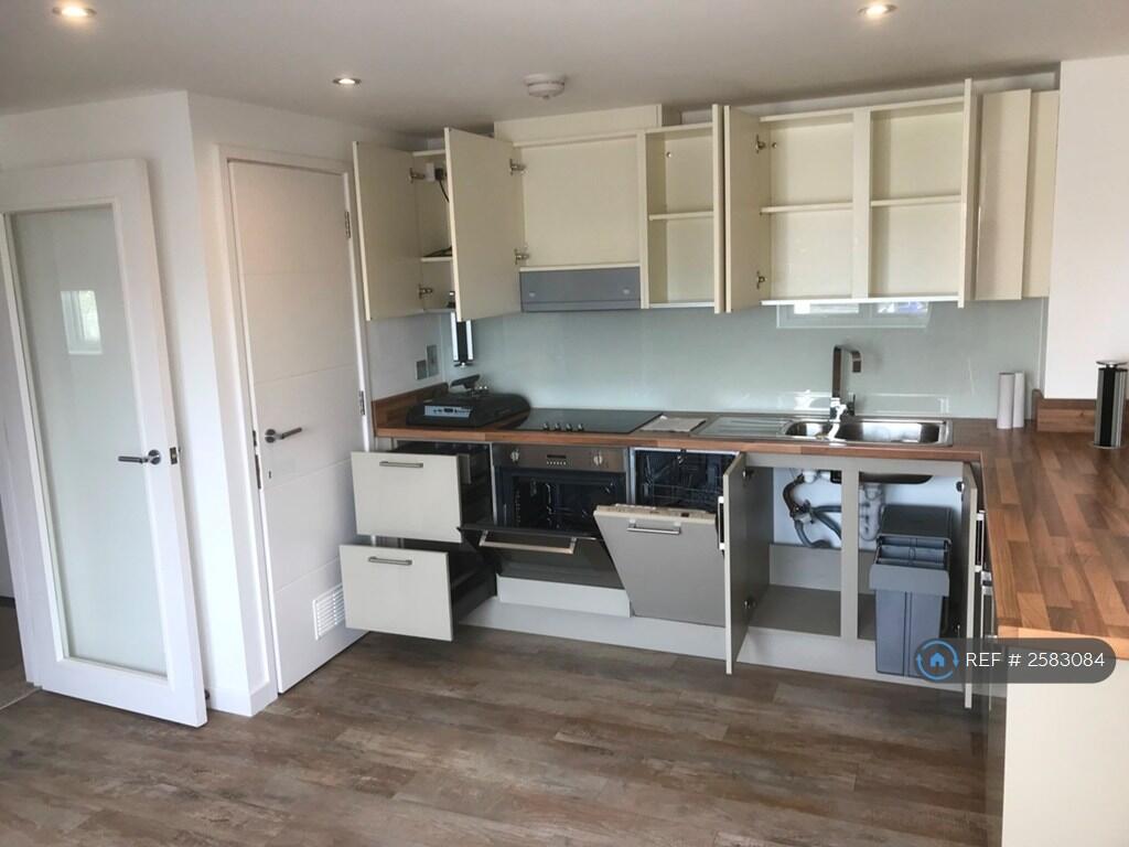 Open Plan Kitchen-Dining