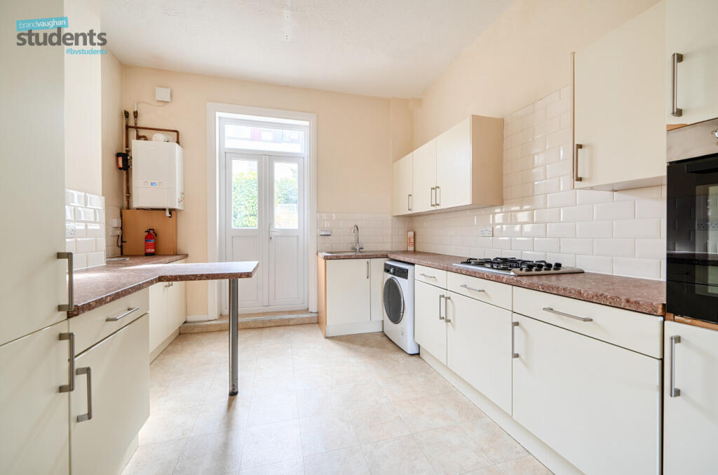 ffbd7002-7bbb-49f...