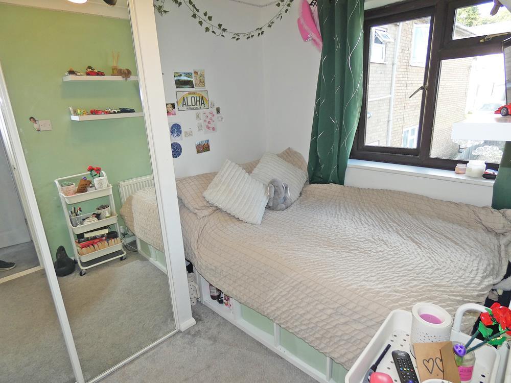2293bed2.jpg