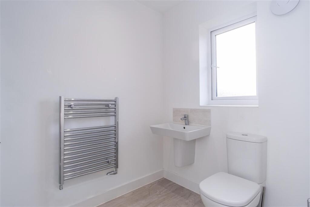 Master Bedroom Ensuite