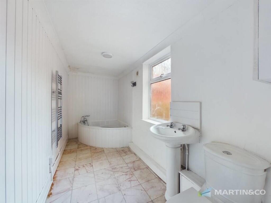 7 livingstone bat...