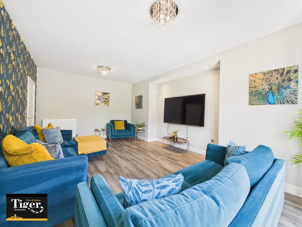 CAM03440G0-PR0373...