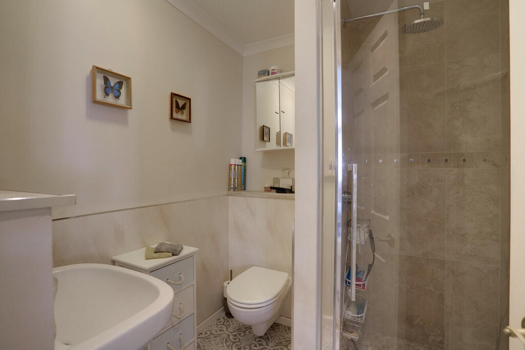 Ensuite