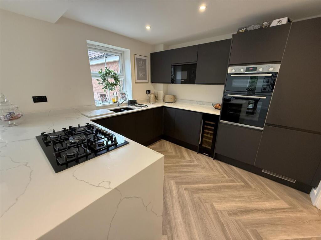 Kitchen B.JPG