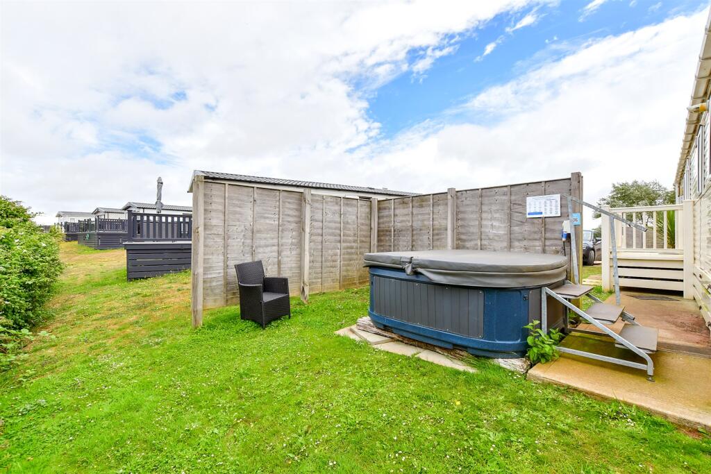 External Lifestyle Photograph