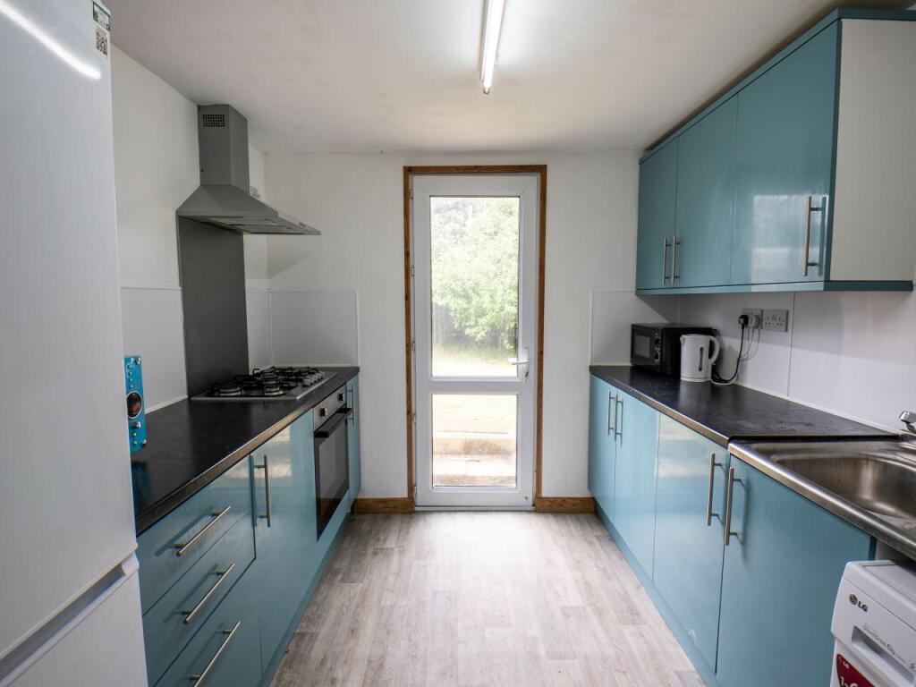 19Knightavenue_stude