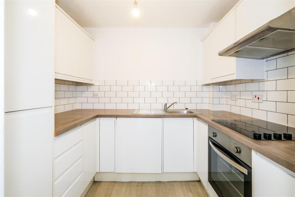 61 Latchingdon court-7.jpg