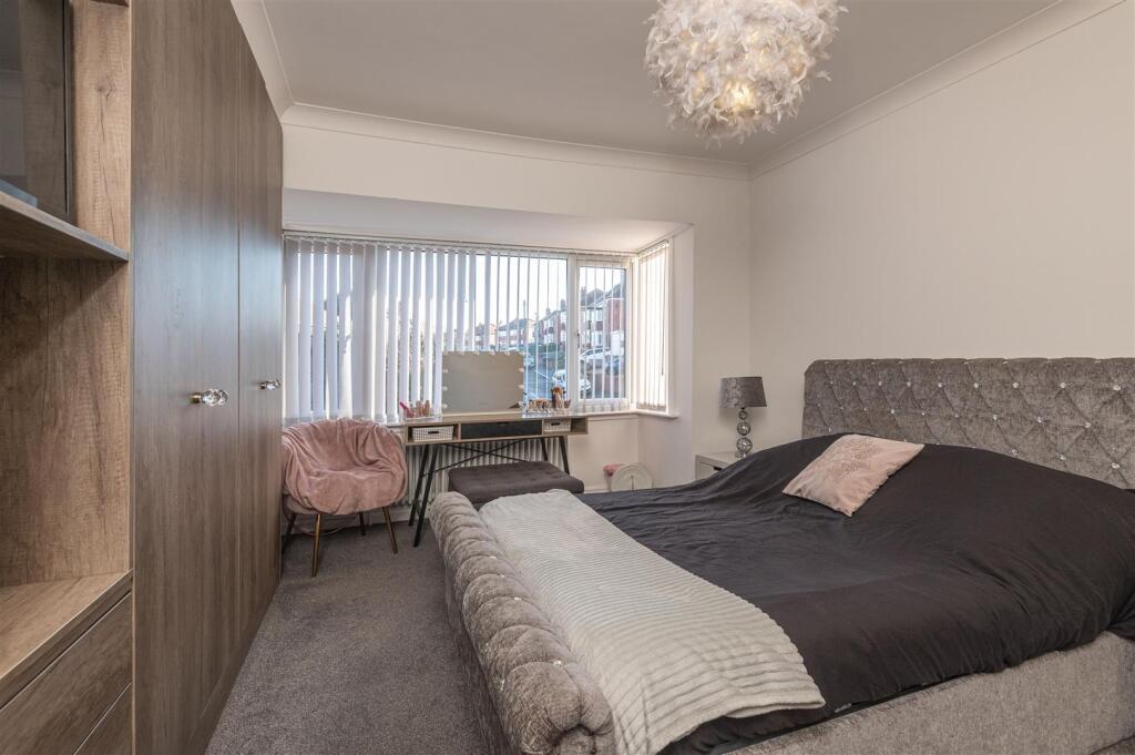 49 - 23 Queens Drive S75 2QQ.jpg