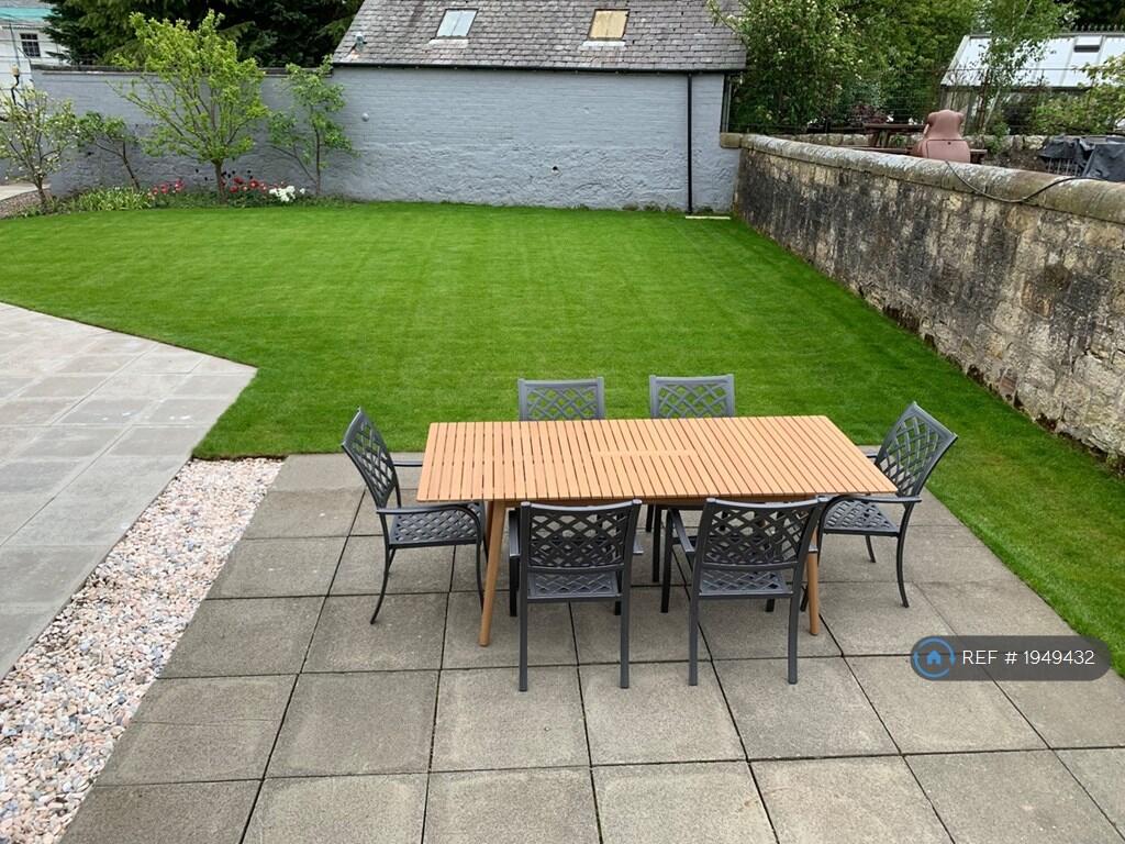 Garden - Table And Chairs