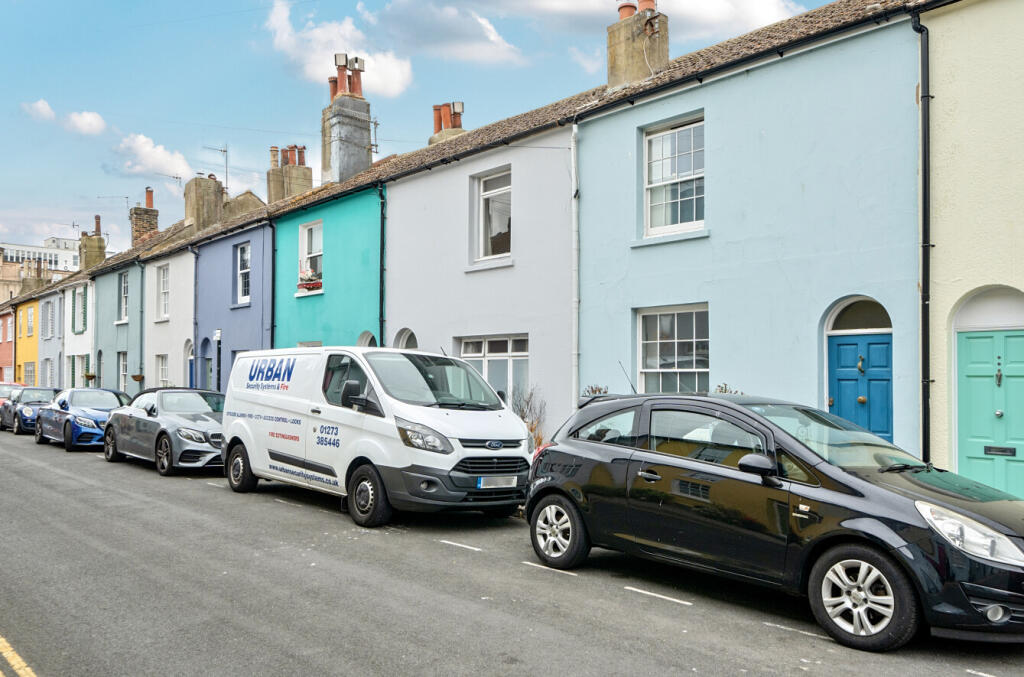 1314479-13-685a75...