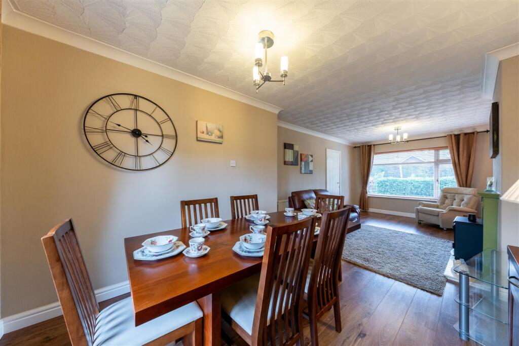 252 Swanlow Road-010.jpg