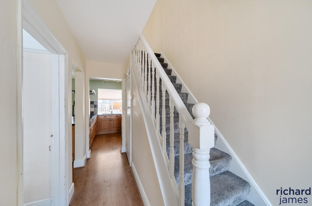 5dee4f53f0c9411082fe176e7c00131d