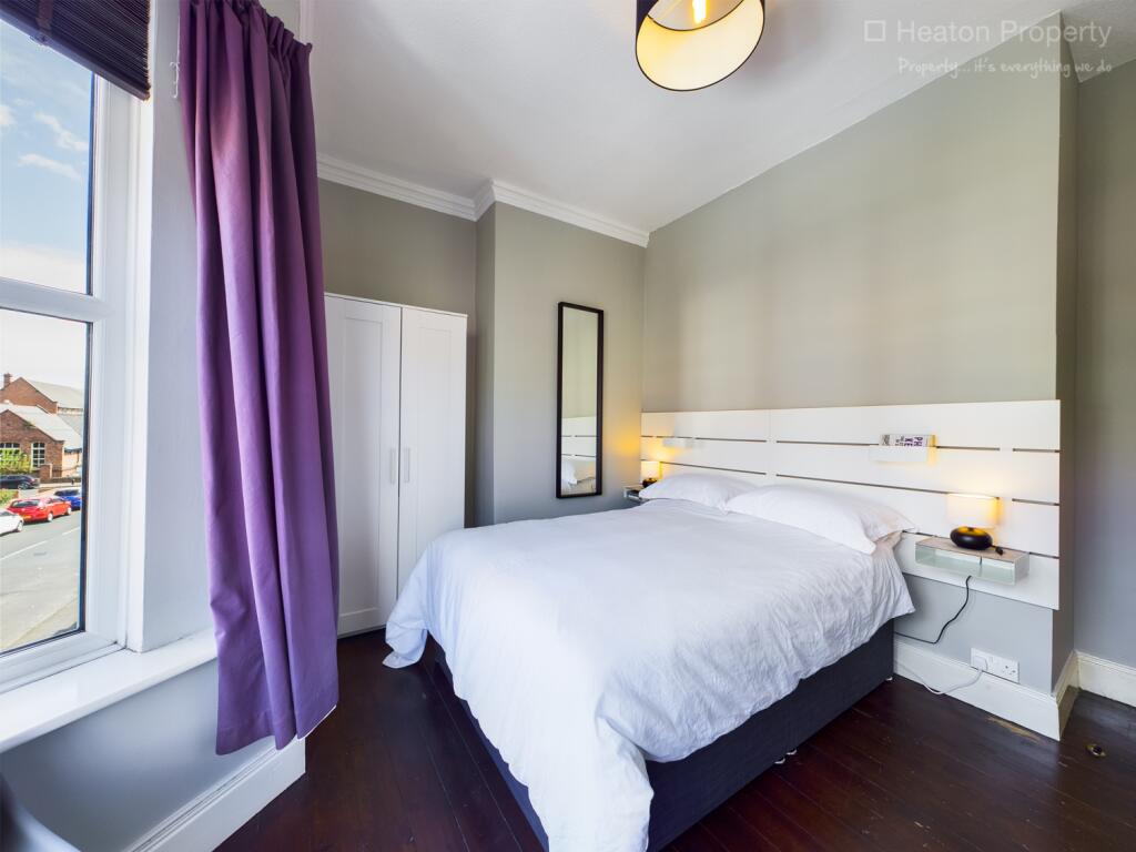 TR106 - BEDROOM ONE (2)