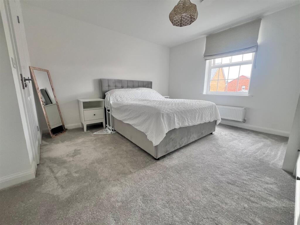 Bedroom 2.jpg