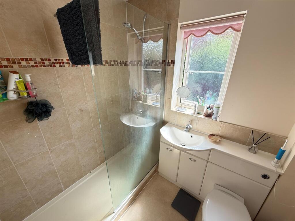 shower room gras.jpg