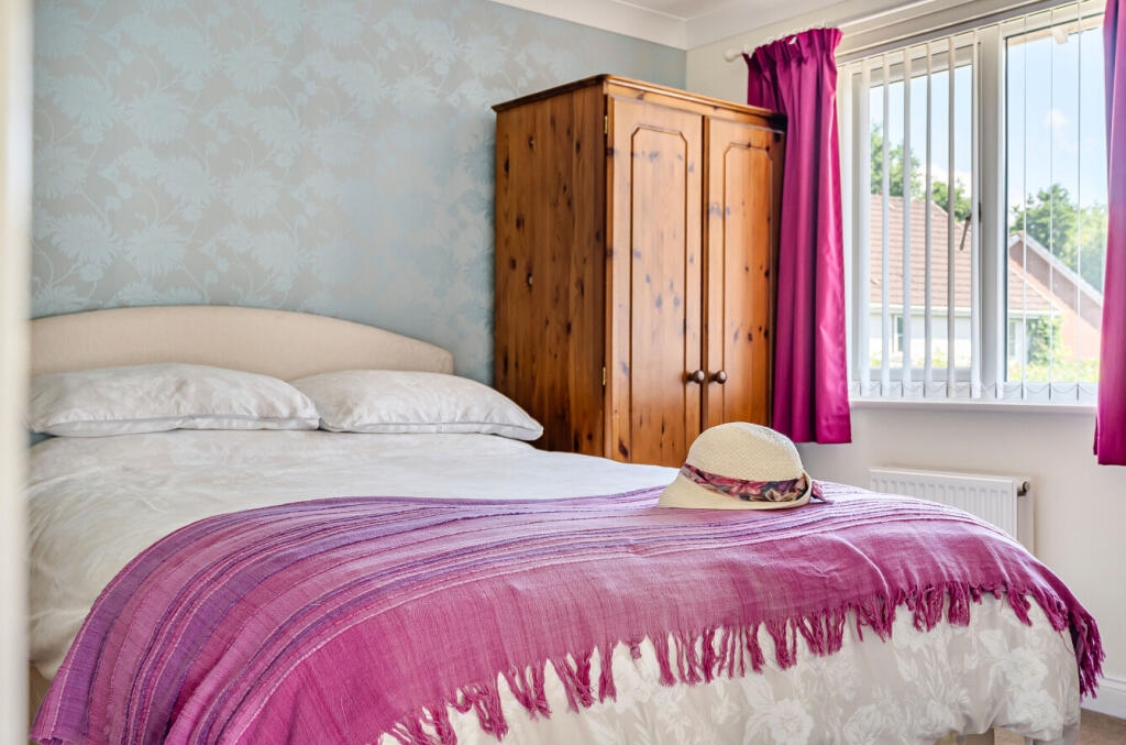 1327212-4-6880f67...