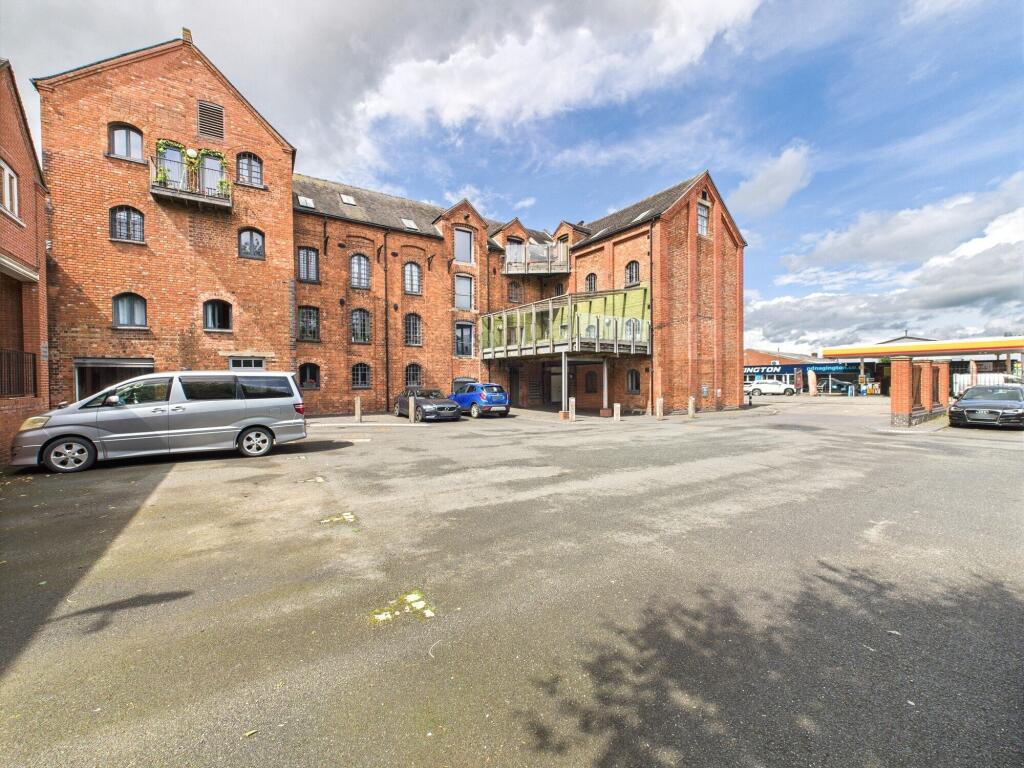 Drayton Mill Court