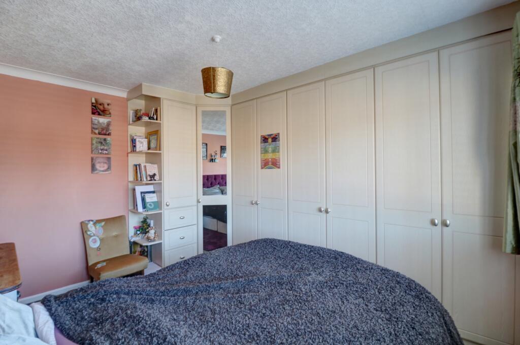 Bedroom 1.2