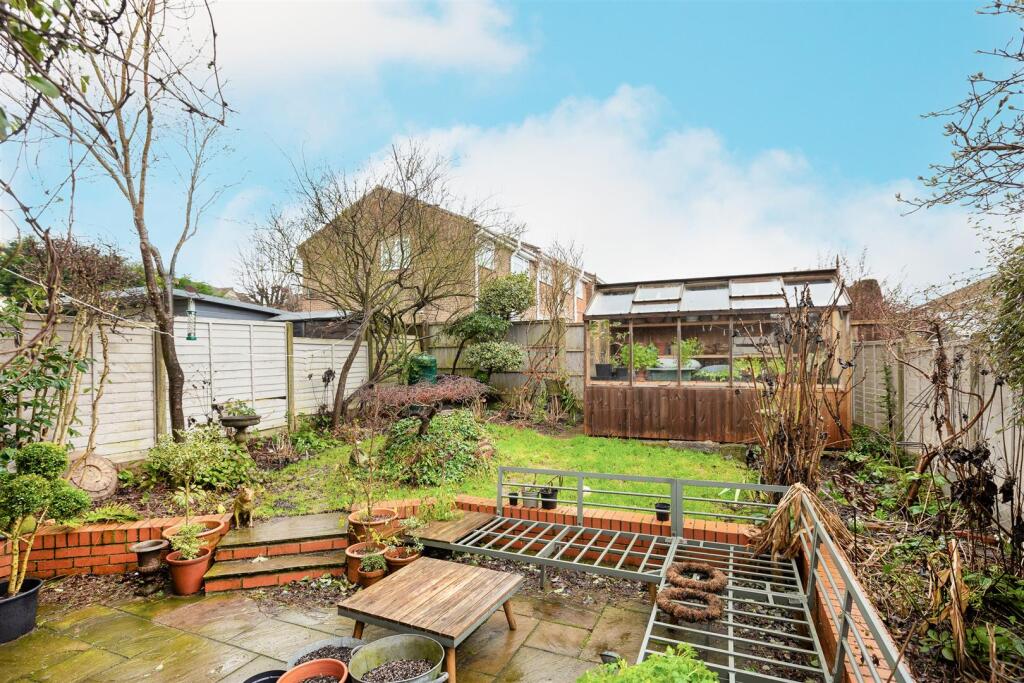 46 Rouen Way, Ashby