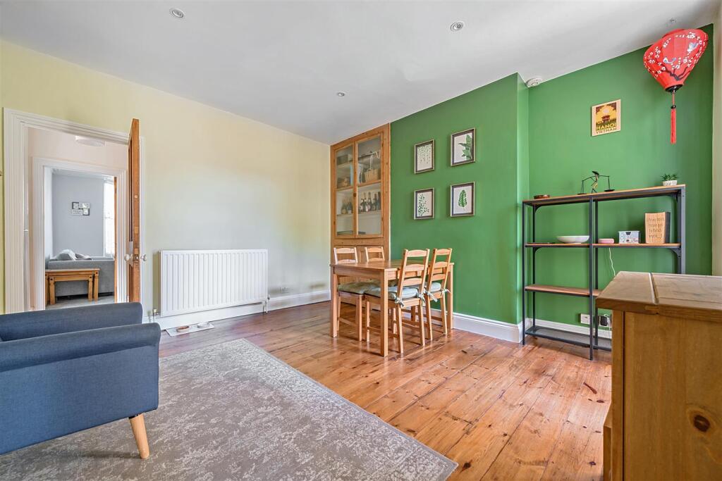 1295233-18-68289ffecaa63-ARW1295233-18-68289ffecaa