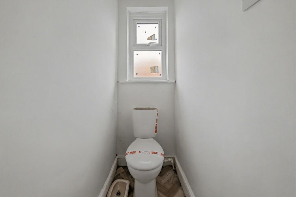 35 Scrogg Road Newcastle upon Tyne NE6 4EX