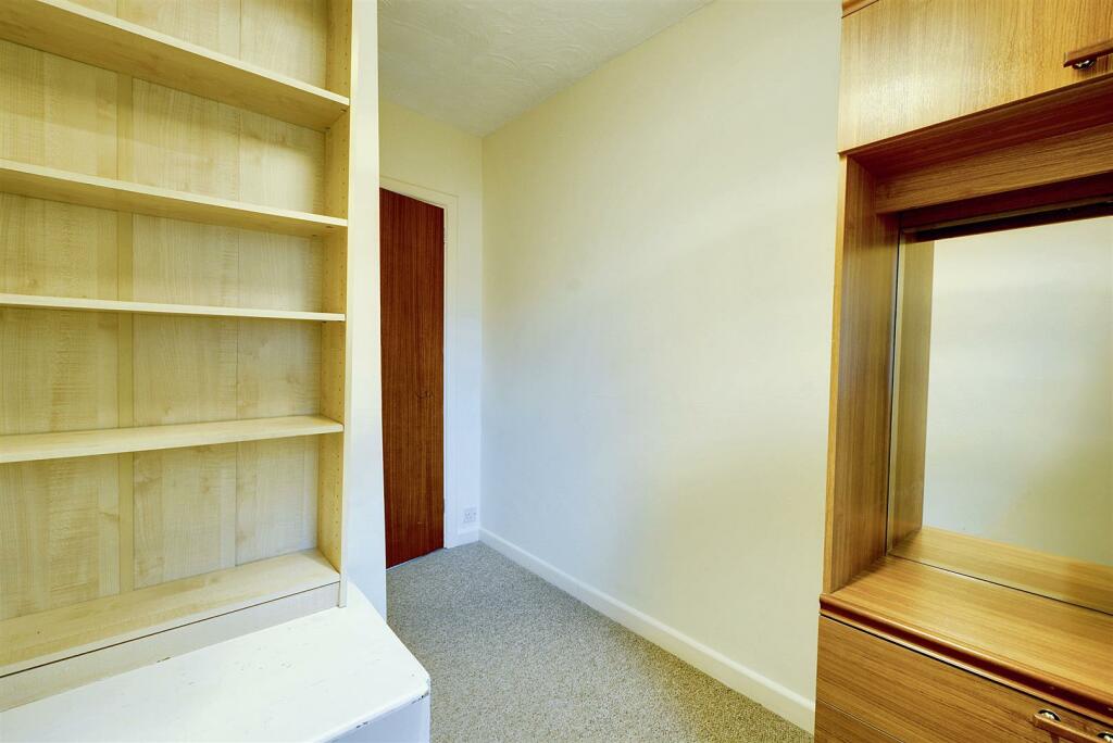 Bedroom 3_2.jpeg