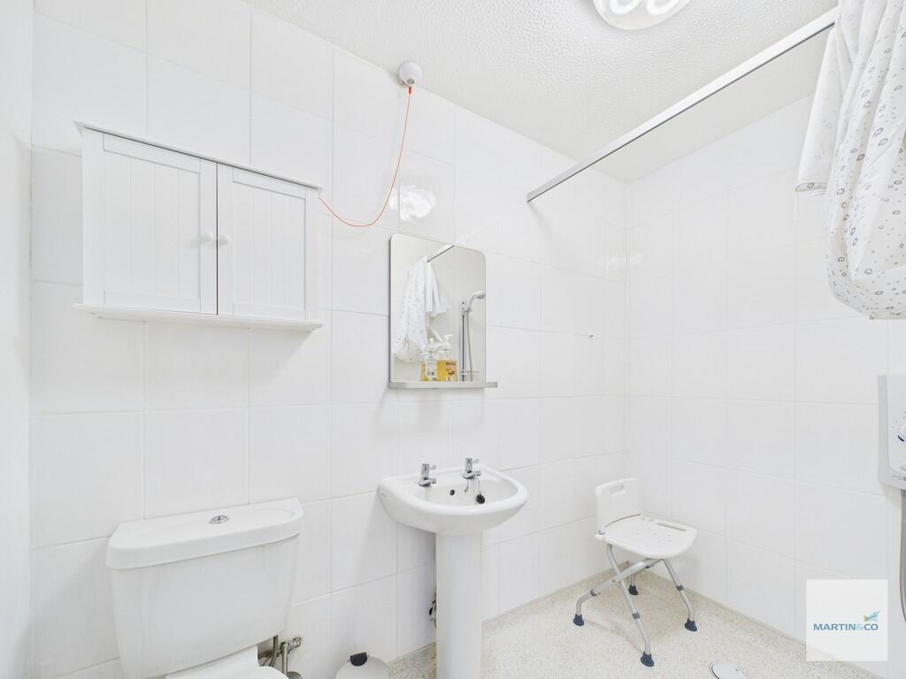 CAM03394G0-PR0370...