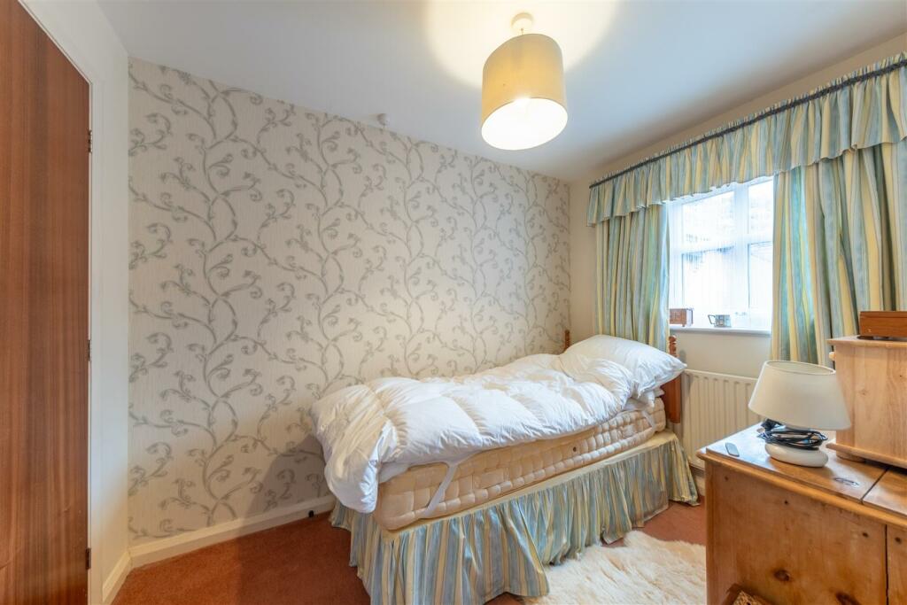 17 Rathbone Park-008.jpg