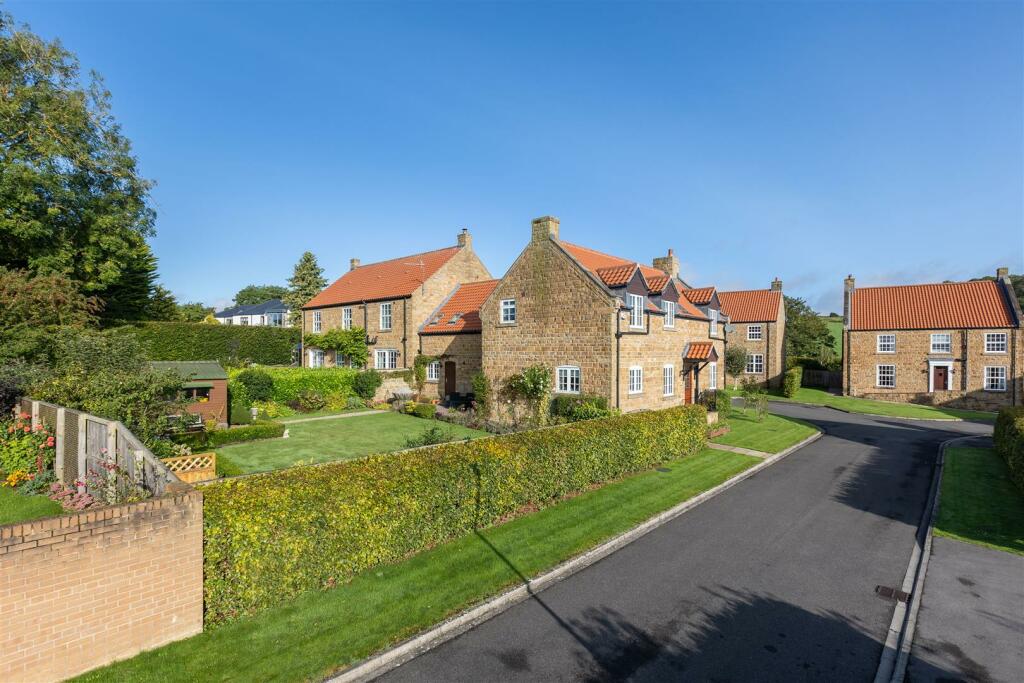 Thornton View 8 External-4.jpg