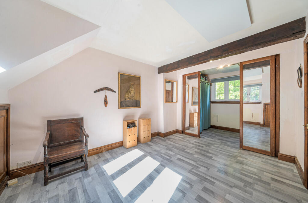 1324840-3-6870e68...